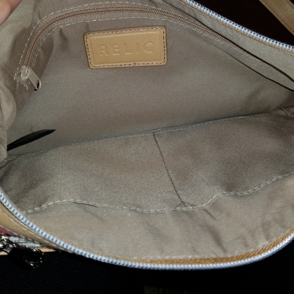 Relic shoulder bag.. - Picture 2 of 2